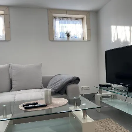 Rosenweg شقة اشمالكالدن